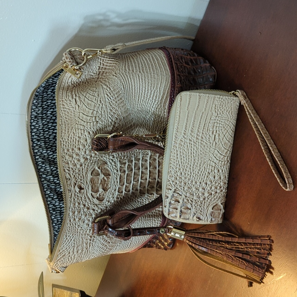 MKF Purse with matching wallet.
